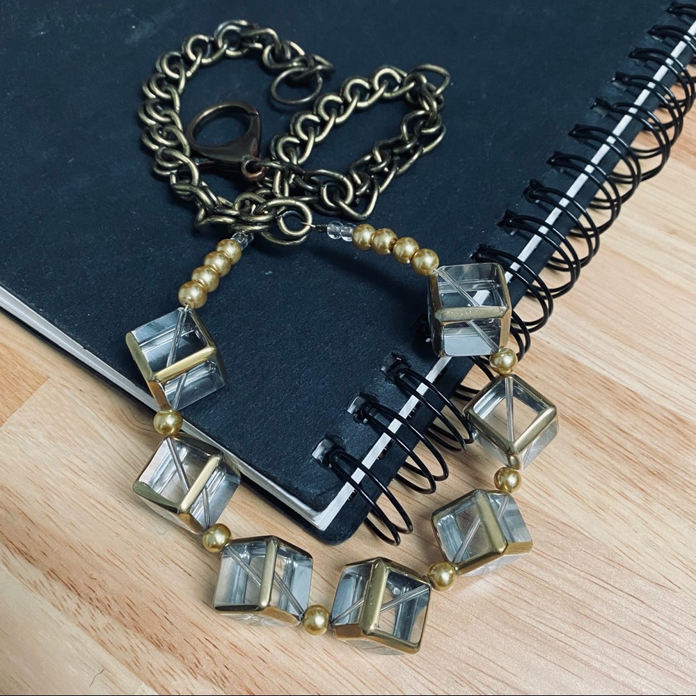 NECKLACE 🧊 Chain & Clear Lucite Cube Necklace